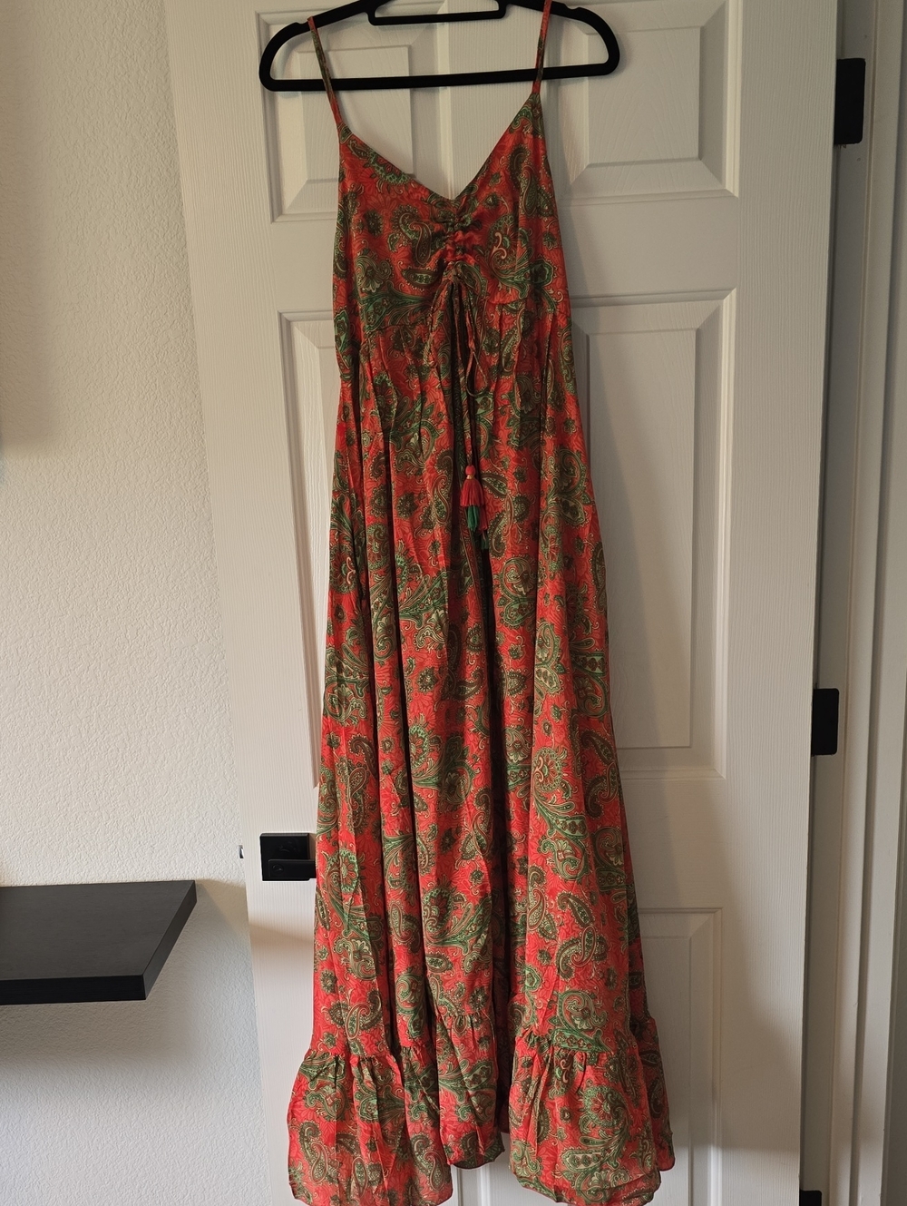 Women’s Coral & Green Paisley Maxi Dress with Tie Front One Sz